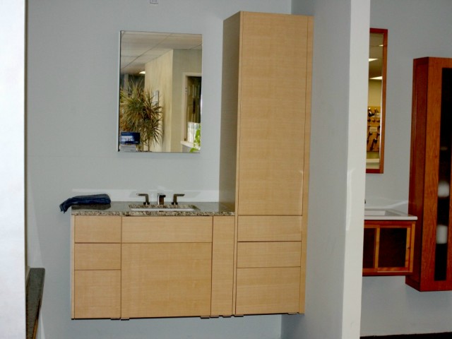 BK2000showroom 001R.jpg (61991 bytes)